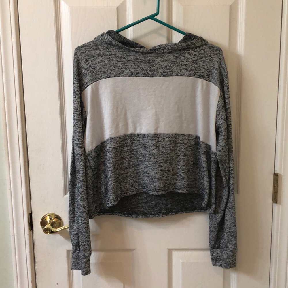 Cropped Light Hoodie